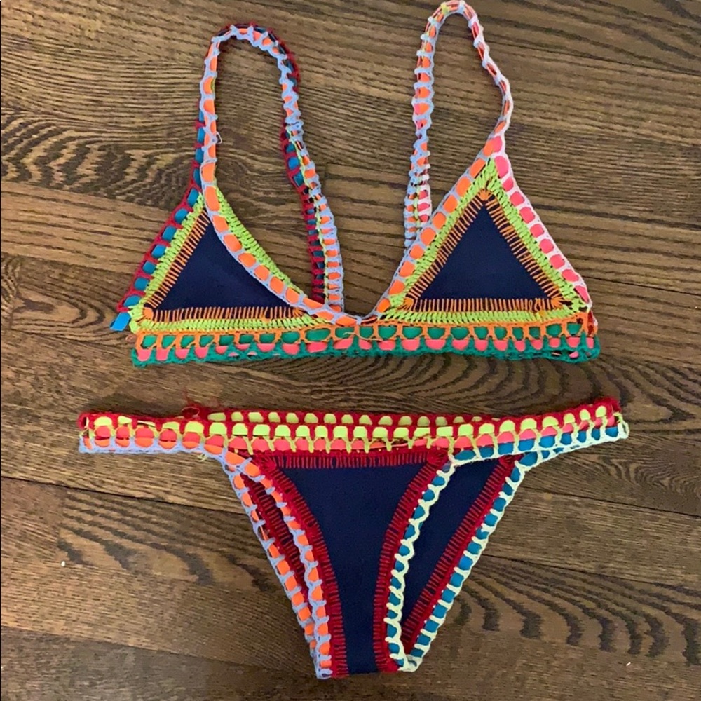 KIINI navy bikini